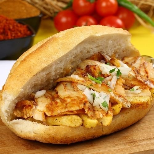 Ekmek arası tavuk döner Diyarbakır